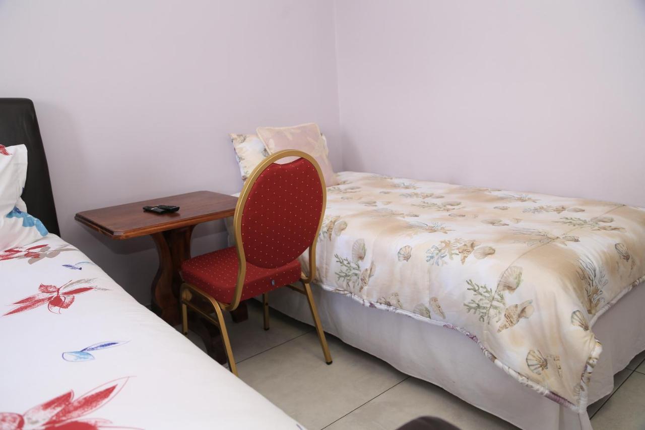 Coco Palm Bed & Breakfast Windhoek Kültér fotó